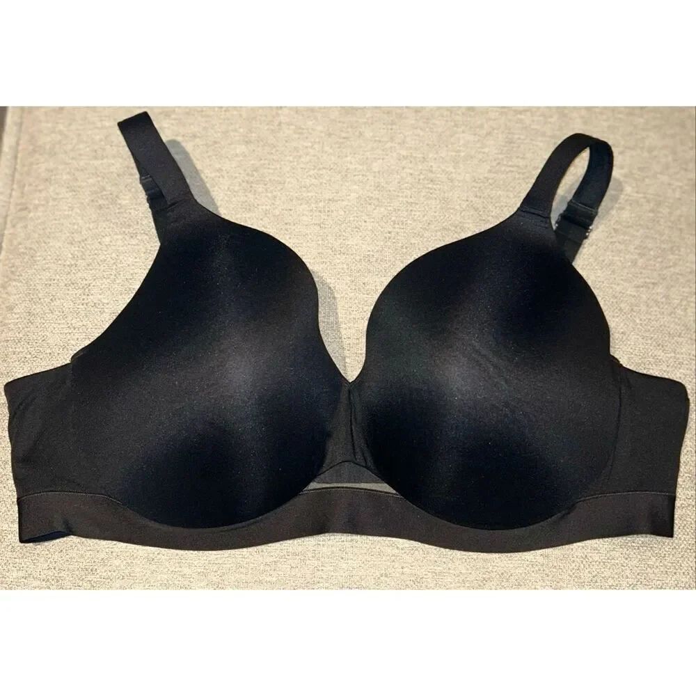 Cacique black lightly lined full coverage bra size 46D